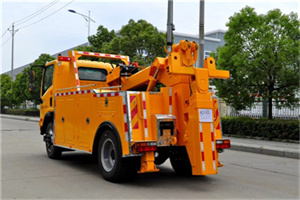 疏勒高速路拖车费